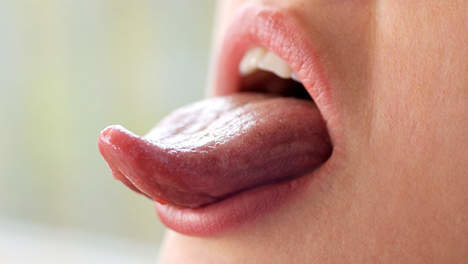 EL PAPEL CLAVE DE LA LENGUA EN LA HIGIENE BUCODENTAL DIARIA