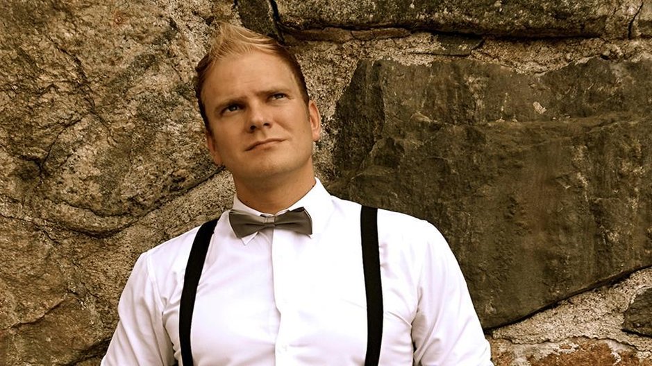 Artistit - Mikko Mäkeläinen Artistit - Mikko Mäkeläinen