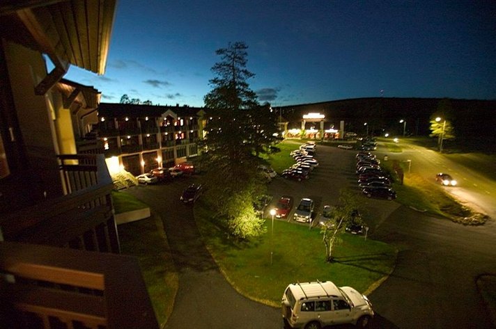 Suomalaiset yöpyvät 4 tähden hotellissa – suosituin kohde Helsinki Suomalaiset yöpyvät 4 tähden hotellissa – suosituin kohde Helsinki