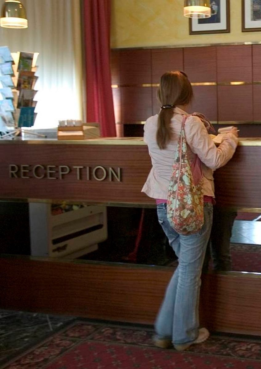 Hotellit - Oletko sinä majoittunut<br />
hotelliin väärällä nimellä? Hotellit - Oletko sinä majoittunut<br />
hotelliin väärällä nimellä?