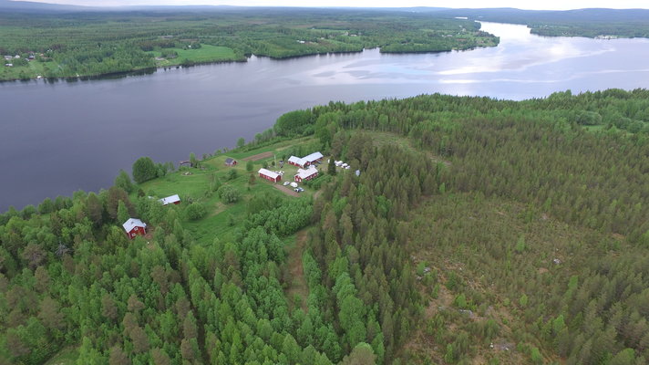 Lähes 80 % suomalaisista lomamatkalle<br />
kotimaahan; ykkösenä Lappi ja Helsinki Lähes 80 % suomalaisista lomamatkalle<br />
kotimaahan; ykkösenä Lappi ja Helsinki