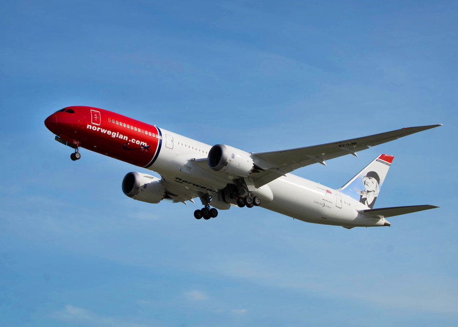 Norwegianille lentolaivastoon<br />
kaksi uutta Dreamlineria
Norwegianille lentolaivastoon<br />
kaksi uutta Dreamlineria