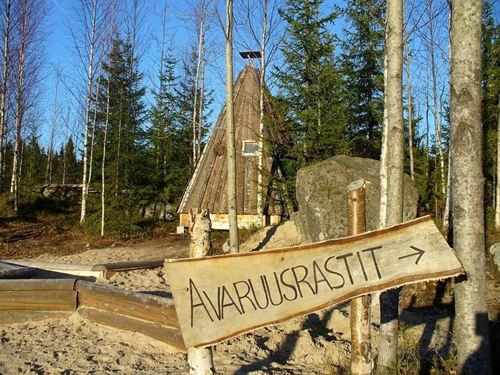 Tähdellistä toimintaa, joka nyt<br />
odottaa uusia emäntiä ja isäntiä Helsinki Tähdellistä toimintaa, joka nyt<br />
odottaa uusia emäntiä ja isäntiä Helsinki