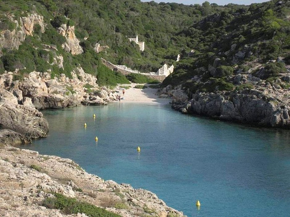 Välimeren tuntematon<br />
MENORCA Välimeren tuntematon<br />
MENORCA