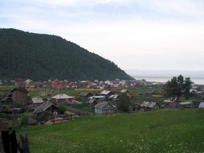 Baikaljärvi on Venäjää<br />
kauneimmillaan Helsinki Baikaljärvi on Venäjää<br />
kauneimmillaan Helsinki