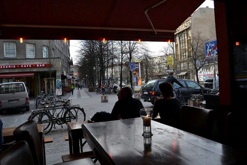 Kreuzberg on katuruoka-<br />
reissaajan kaupunginosa Kreuzberg on katuruoka-<br />
reissaajan kaupunginosa