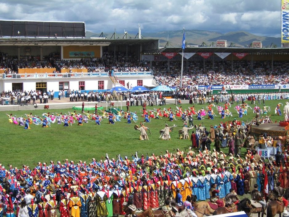Naadam on Mongolian merkittävin juhla. Naadam on Mongolian merkittävin juhla.