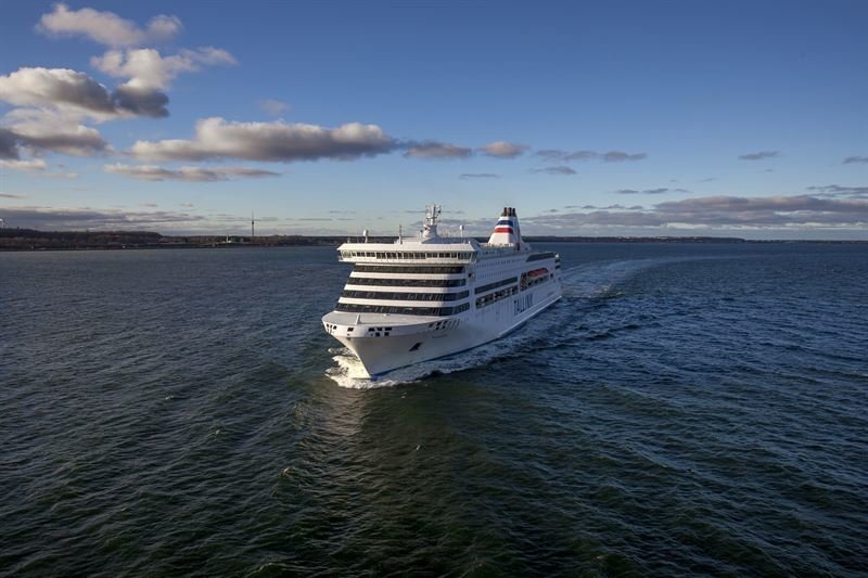 Tallink vuokraa kaksi<br />
alustaan Marokkoon Tallink vuokraa kaksi<br />
alustaan Marokkoon