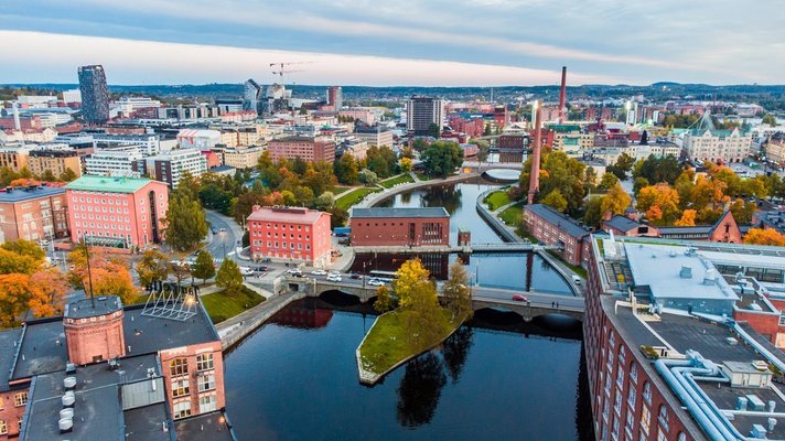 Elokuvatuotantoa hyödynnetään<br />
Tampereen matkailussa Helsinki Elokuvatuotantoa hyödynnetään<br />
Tampereen matkailussa Helsinki