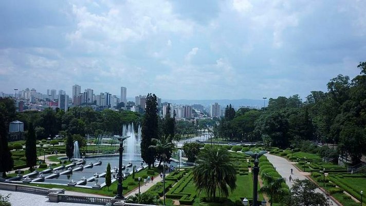 São Paulo<br />
etappina Etelä-Amerikkaan Helsinki São Paulo<br />
etappina Etelä-Amerikkaan Helsinki