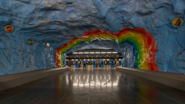 Tukholman metro <br />
pursuaa taidetta? Helsinki Tukholman metro <br />
pursuaa taidetta? Helsinki