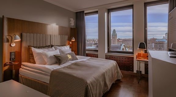 Sokos hotellit valittiin<br />
parhaaksi pohjoismaissa Helsinki Sokos hotellit valittiin<br />
parhaaksi pohjoismaissa Helsinki