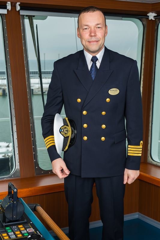 Megastarin kapteeni<br />
Baltic Queenilta<br />
Megastarin kapteeni<br />
Baltic Queenilta<br />
